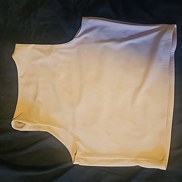 Top - Picture 2 of 2